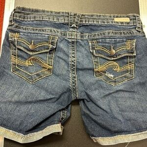 UGS underground soul women’s shorts size 13